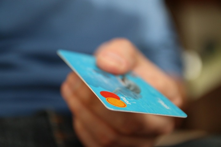 how to pay with bitcoin on dark web